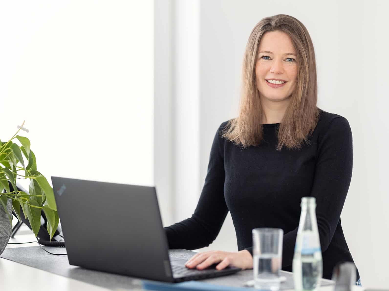 irena silbermann 2 | Notar Dirk Höfinghoff