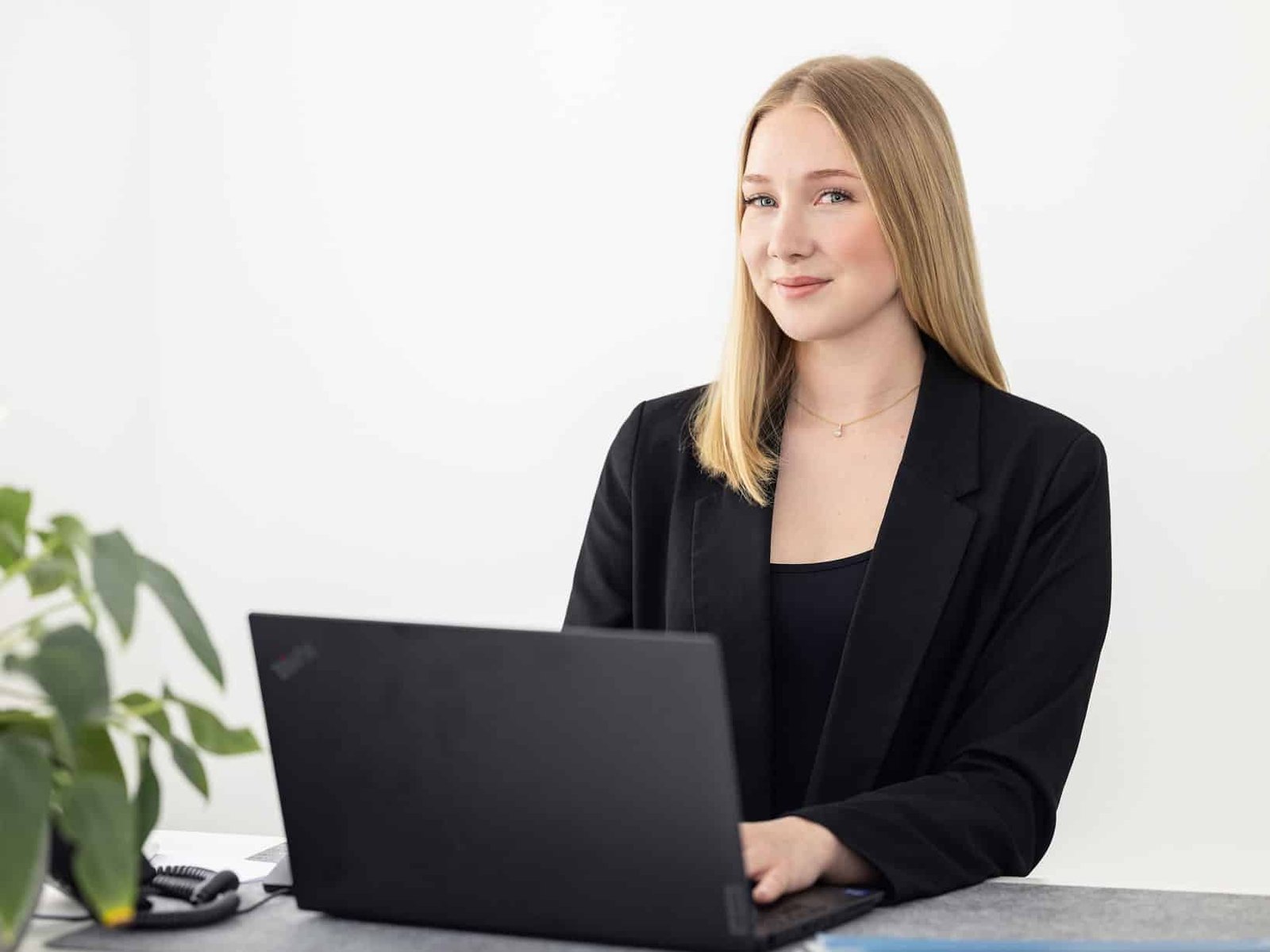 irena teresenko 2 | Notar Dirk Höfinghoff