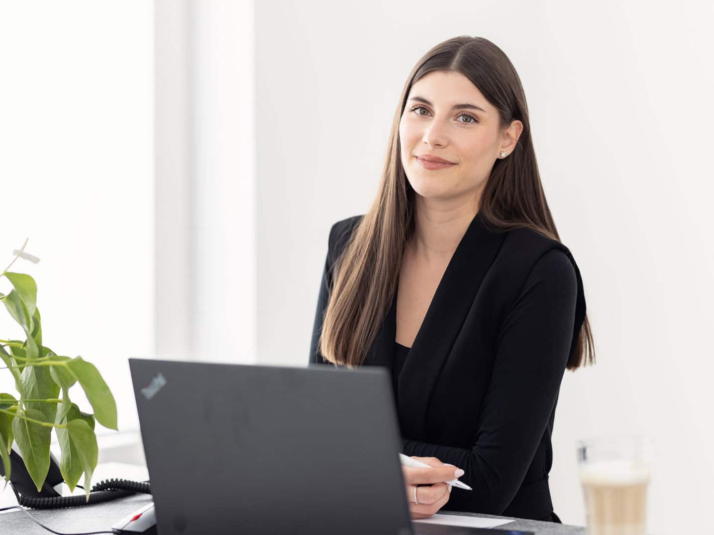 tanija desa 3 | Notar Dirk Höfinghoff